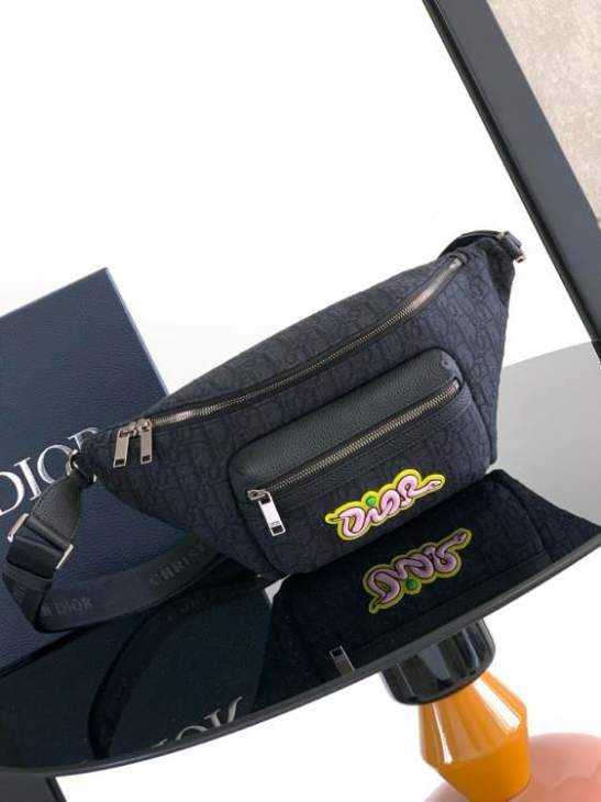 Picture of Dior Mens Bags _SKUfw239220786fw